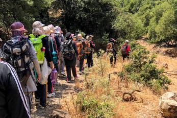 Girls on a hiking trail in jordan